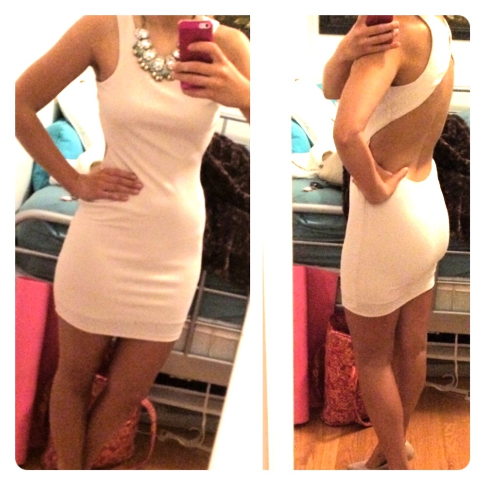 CREAM / OFF WHITE open back dress